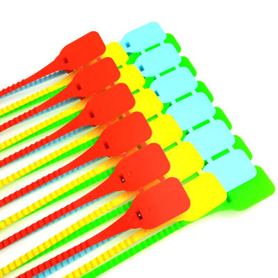 Zelfvergrendelend PP-stripzegel met markeringsgebied L 33 * W 25 mm en aangepaste plastic tag