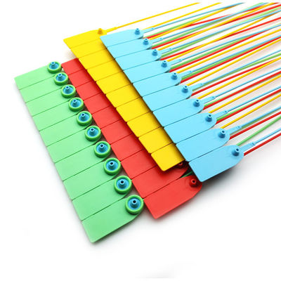 Zelfvergrendelende plastic afdichtingen voor manipulatiebestendige aanhangwagens